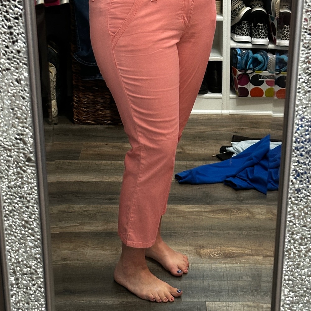 BKE Pink Capris relaxed fit 29